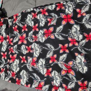 LuLaRoe Black and Red Floral Skirt